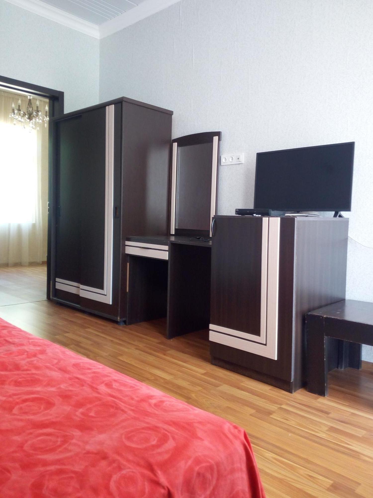 Small Guest House Квариати Экстерьер фото