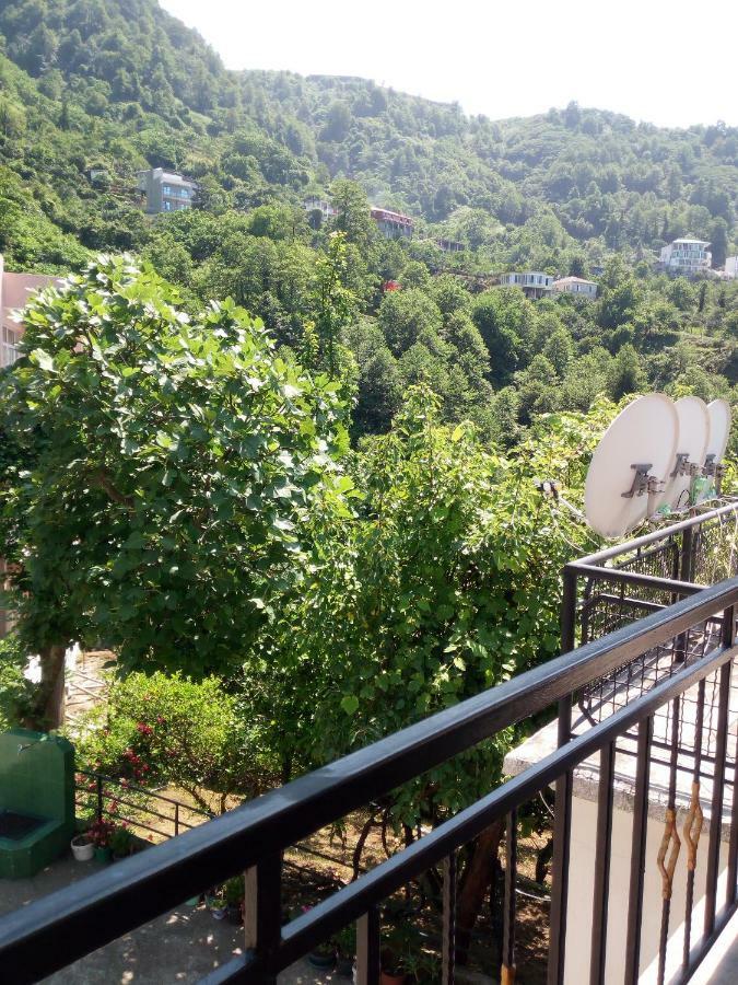 Small Guest House Квариати Экстерьер фото